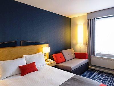 Express By Ihg Hotel 3*