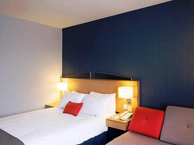 Hotel Express By Ihg