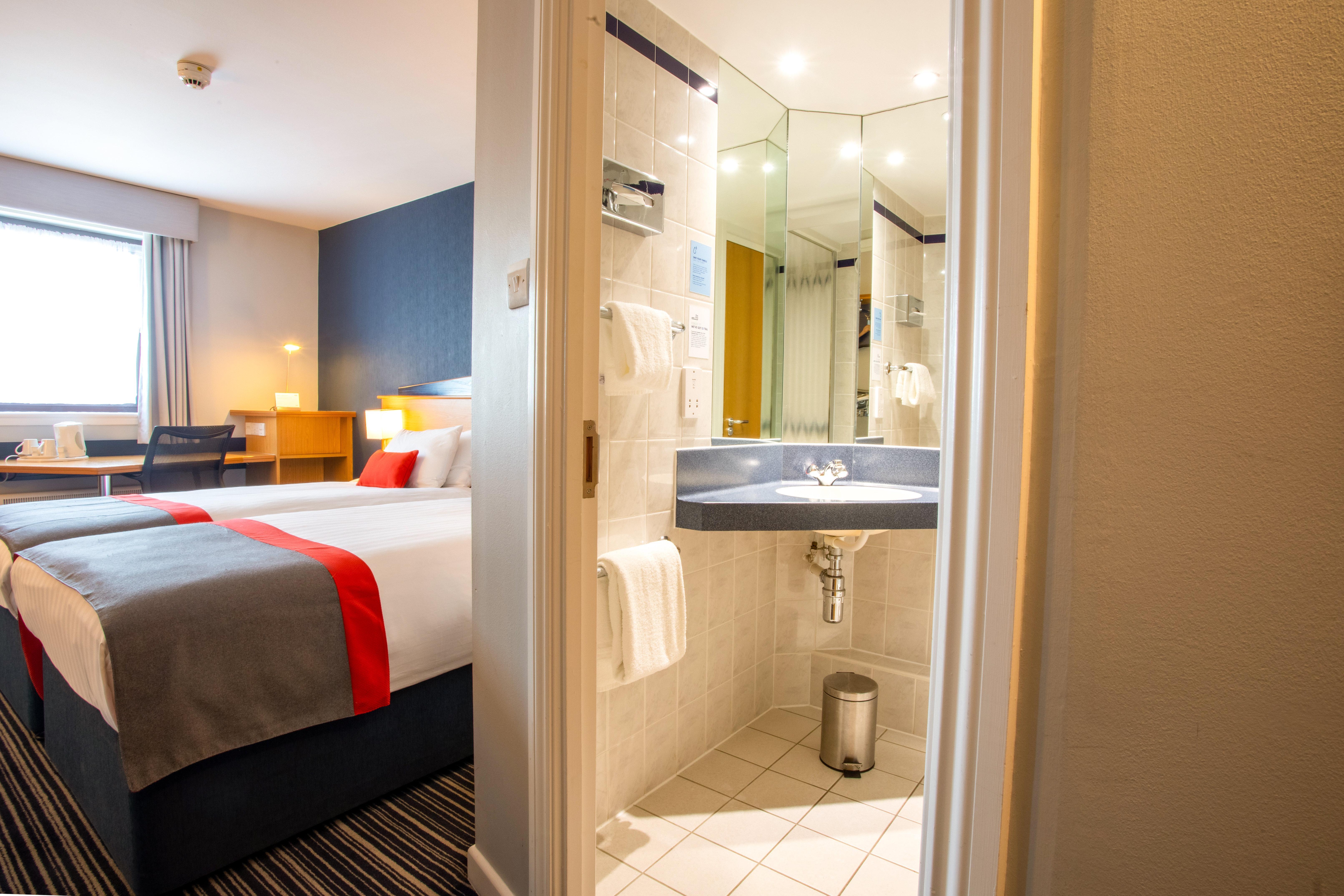 Express By Ihg 3* Perth