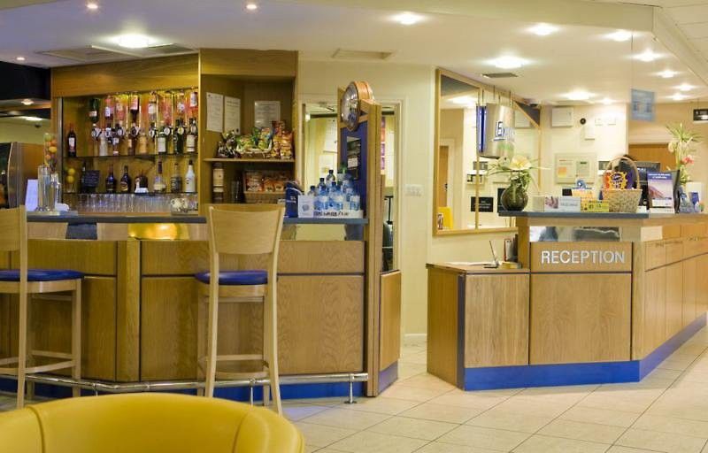 Express By Ihg Hotel 3*