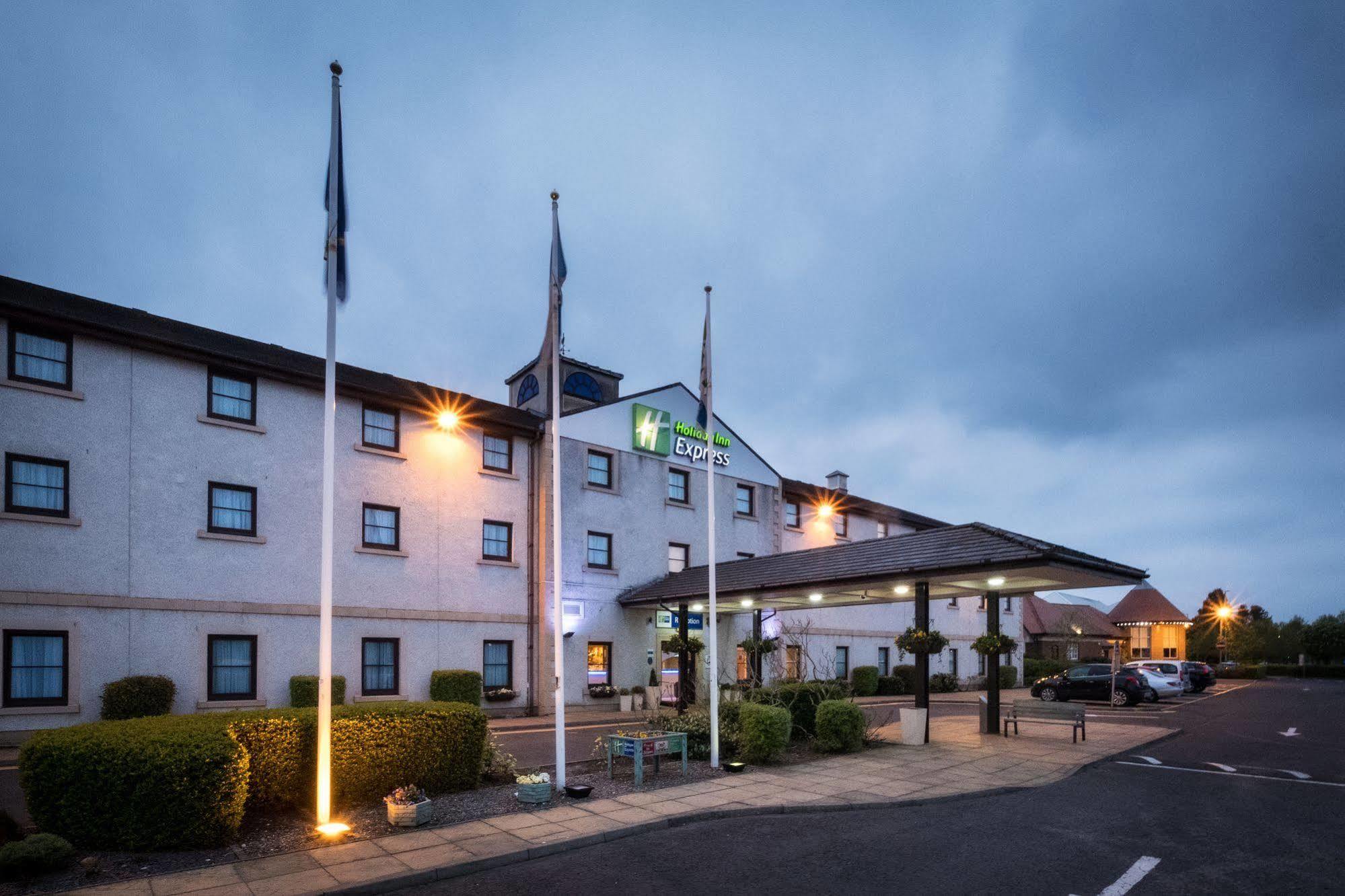 Express By Ihg 3*